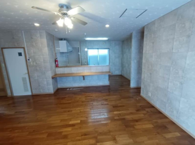 平屋建て 室内